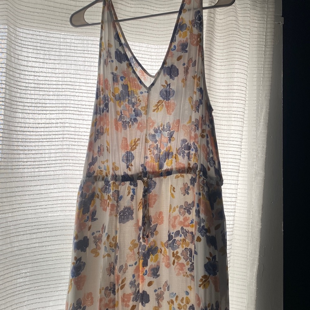 Lucky brand floral maxi dress. Worn only once. Tie waist
